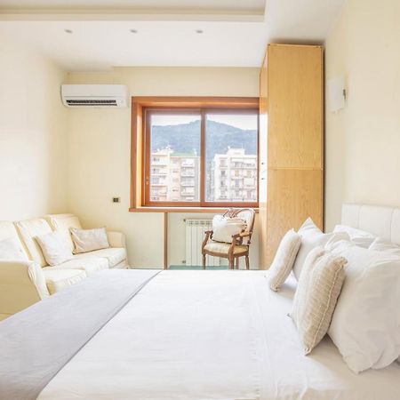 Sorrentovibes - Family Home With Terrace & Amazing View In Sorrento Center Esterno foto