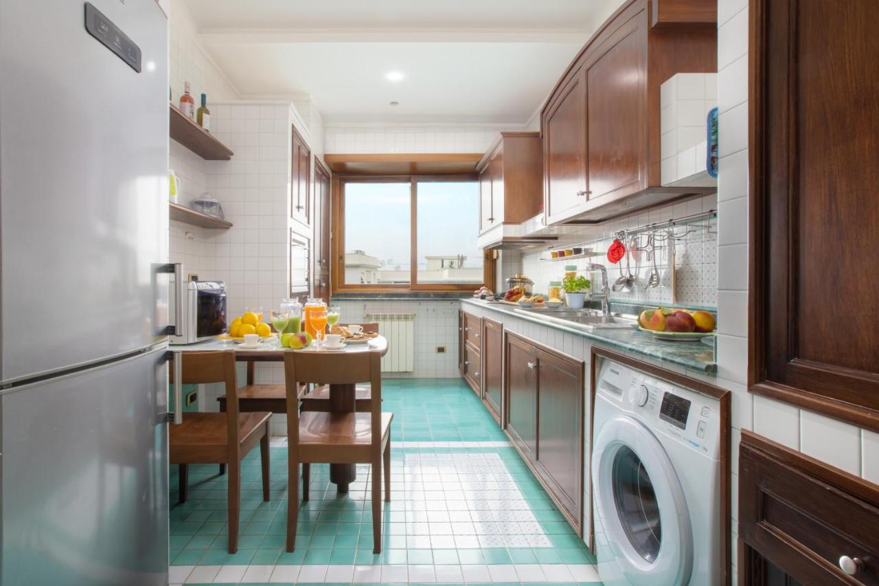 Sorrentovibes - Family Home With Terrace & Amazing View In Sorrento Center Esterno foto